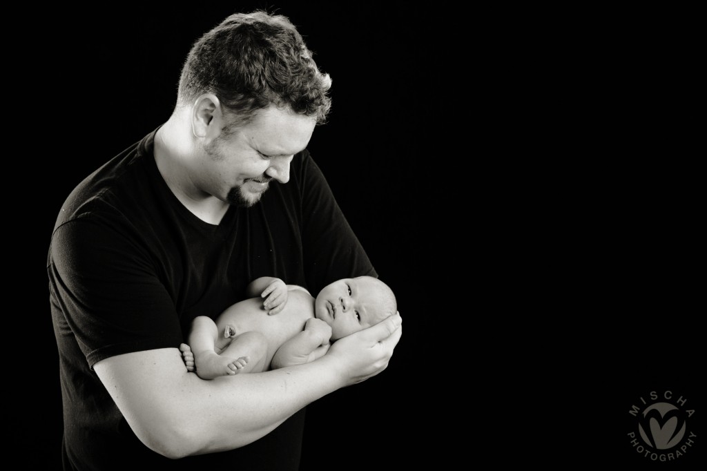 031-mp-151229-BW-blog-logo